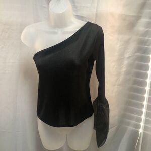 Zara W&B Collection Women's Knit One shoulder, bell cuff Top M Black EUC